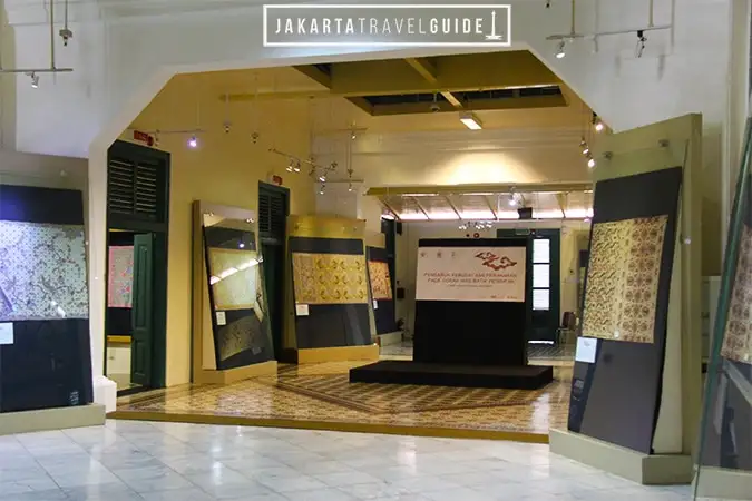 Batik cloths on display in a gallery at the Textile Museum