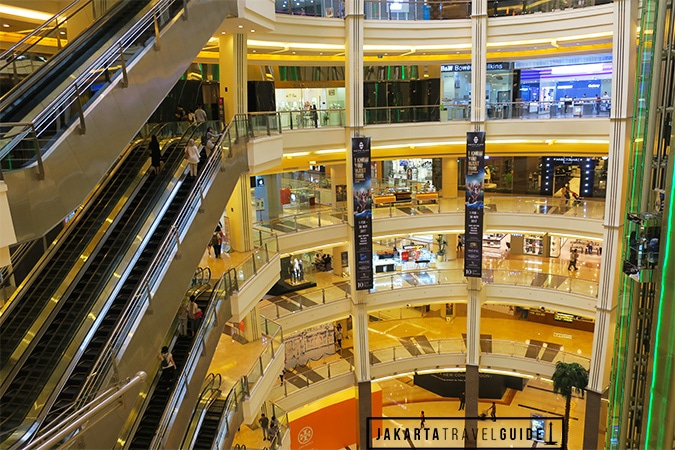 Shopping at Pacific Place Mall in Jakarta - Jakarta Travel Guide