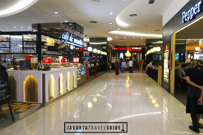 Shopping at fX Sudirman Mall in Jakarta - Jakarta Travel Guide