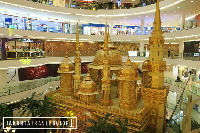 Shopping at Senayan City Mall in Jakarta - Jakarta Travel Guide