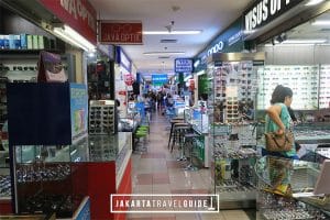 Shopping at ITC Fatmawati Mall in Jakarta - Jakarta Travel Guide